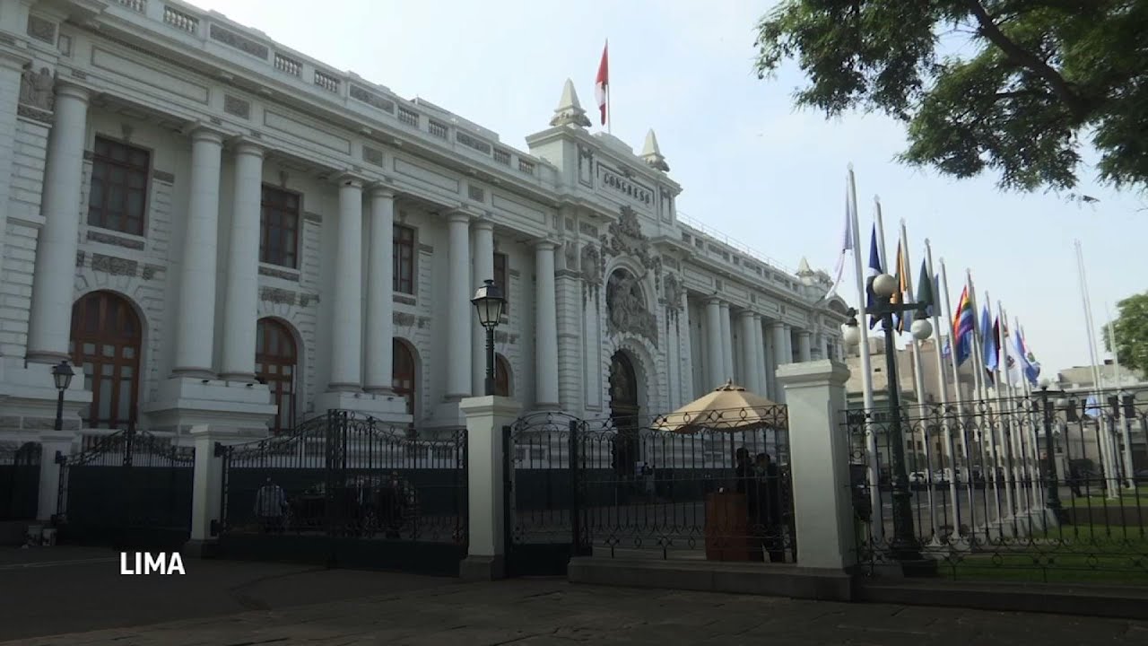 Expresidente de Perú se niega a declarar ante el Parlamento