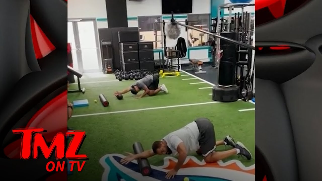 Will Smith Farts on Video During Workout with Miami Dolphins | TMZ TV