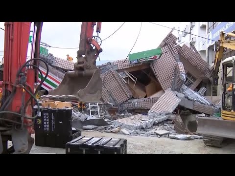 Taiwan earthquake collapses building, rescue begins