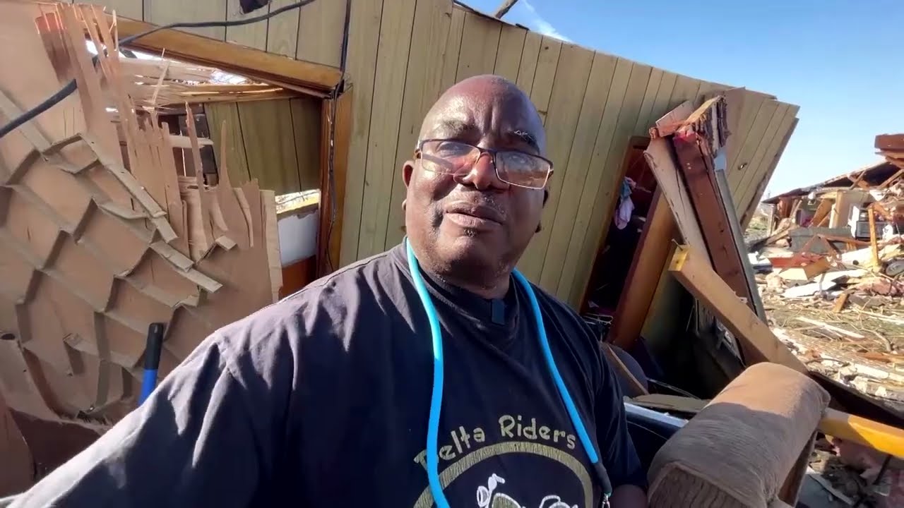Mississippi survivors recall horror of tornado