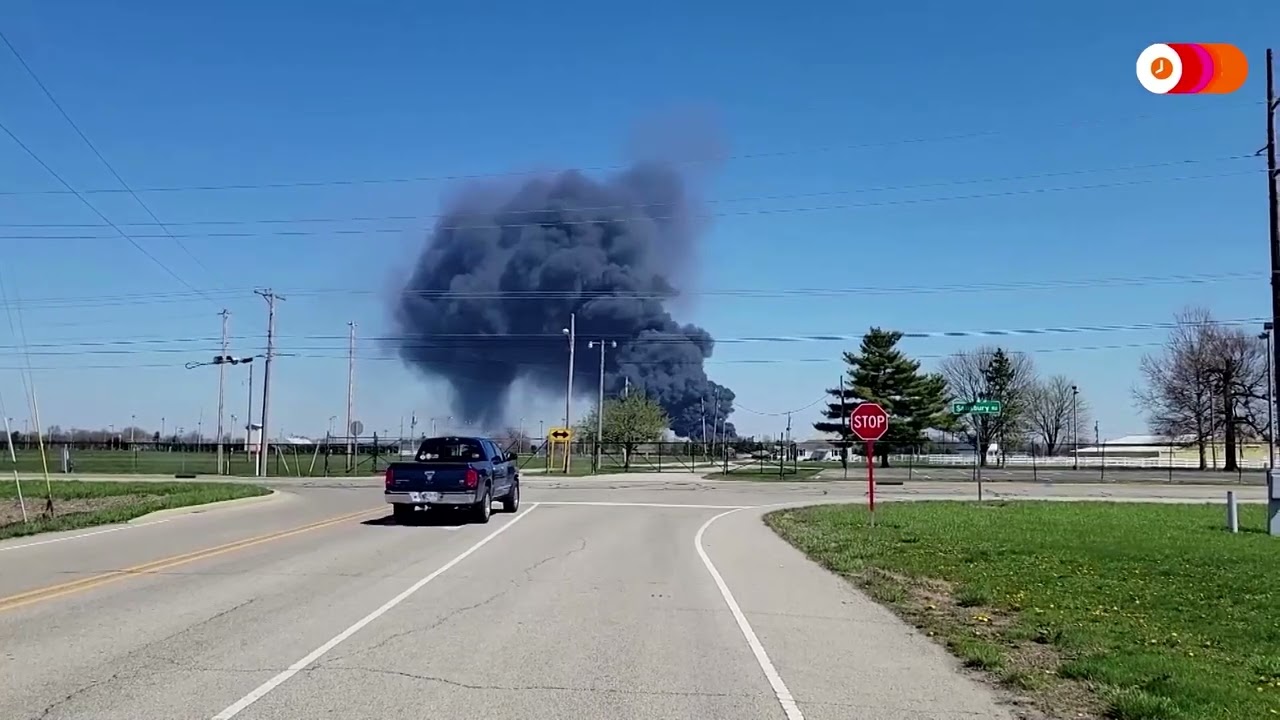 Indiana recycling plant fire forces thousands to evacuate